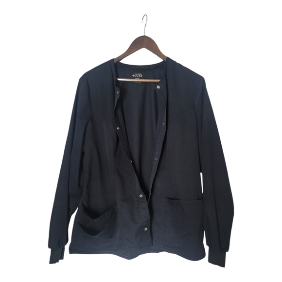 Cherokee Luxe Lab coat Large - Picture 2 of 3